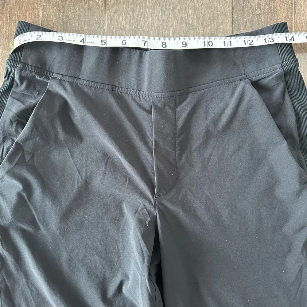 Athleta Brooklyn Mid Rise Ankle Pant Black Travel Athleisure  Size 4 - Picture 7 of 12